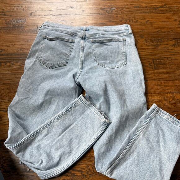 GAP Vintage Slim Mid Rise 32 14R Light Wash Distressed Classic Casual Edgy - Picture 6 of 7